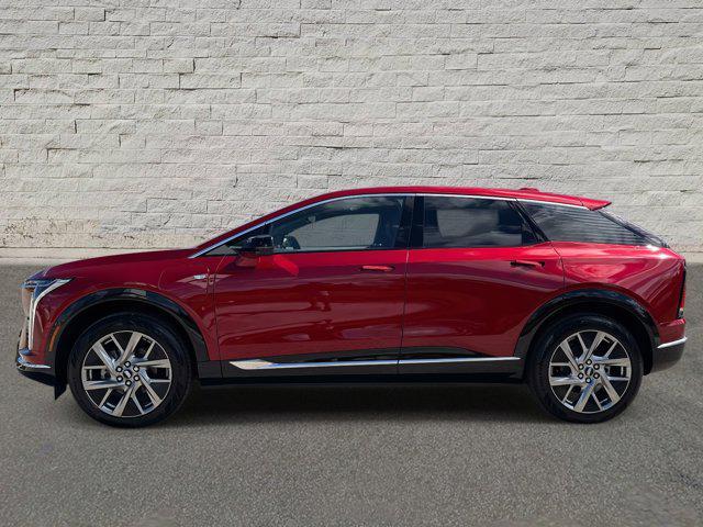 new 2025 Cadillac OPTIQ car, priced at $55,630