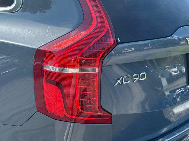 used 2021 Volvo XC90 car, priced at $30,995