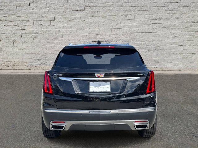 new 2025 Cadillac XT5 car, priced at $57,700