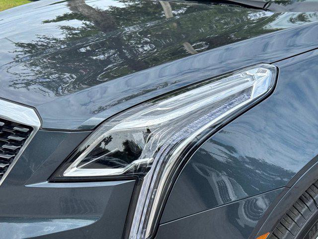 used 2021 Cadillac XT5 car, priced at $31,253