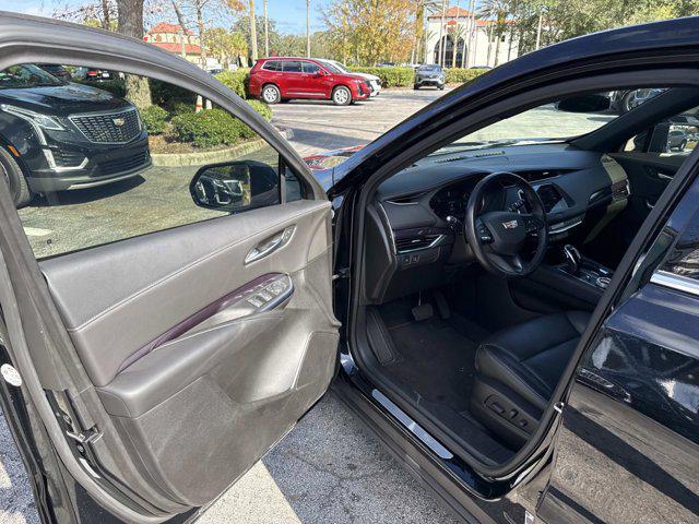 used 2023 Cadillac XT4 car, priced at $26,900