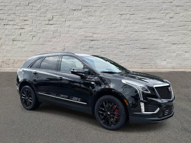 used 2022 Cadillac XT5 car, priced at $25,500