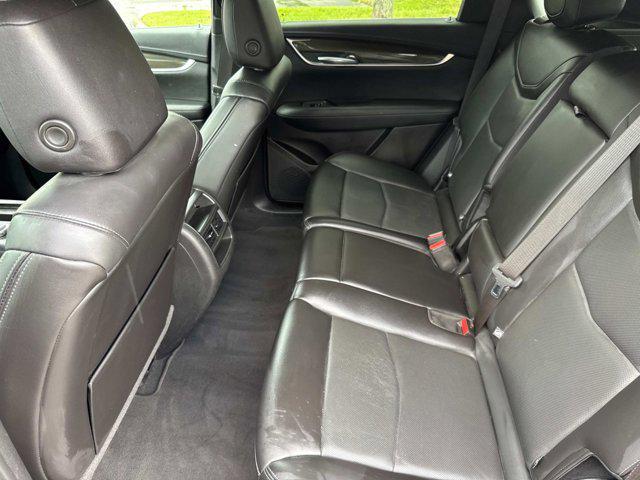 used 2022 Cadillac XT5 car, priced at $25,500