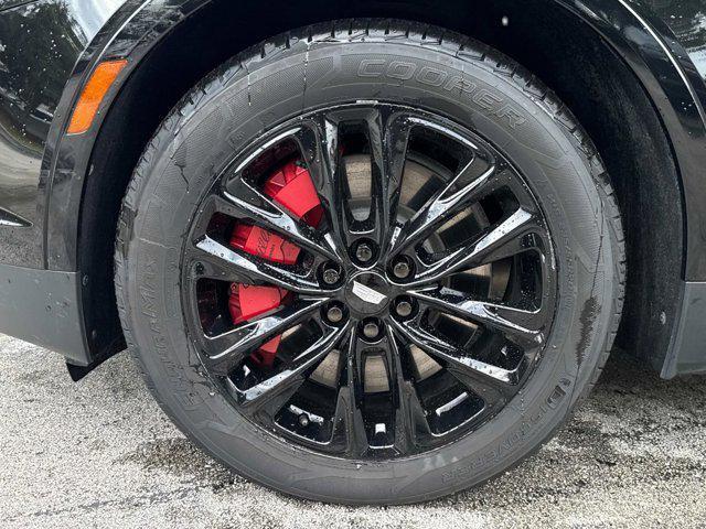 used 2022 Cadillac XT5 car, priced at $25,500