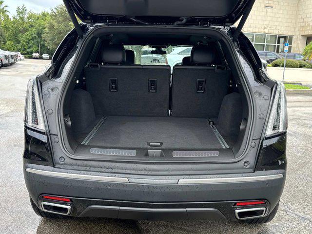 used 2022 Cadillac XT5 car, priced at $25,500