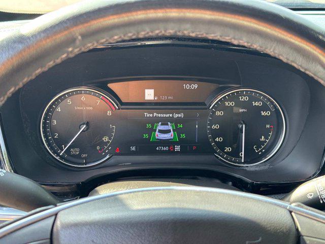 used 2023 Cadillac XT5 car, priced at $29,991