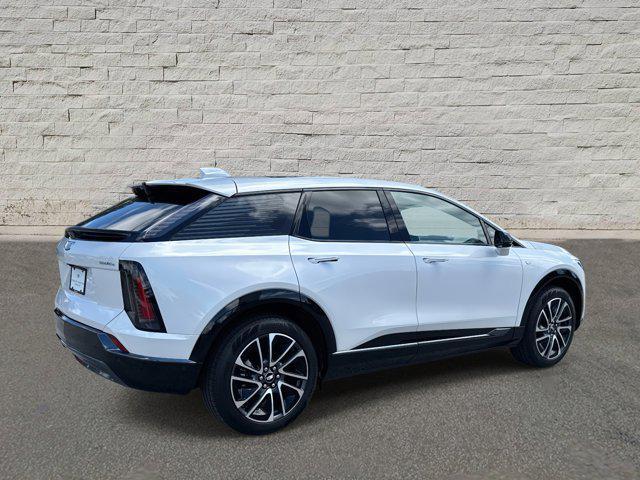 new 2025 Cadillac OPTIQ car, priced at $56,215