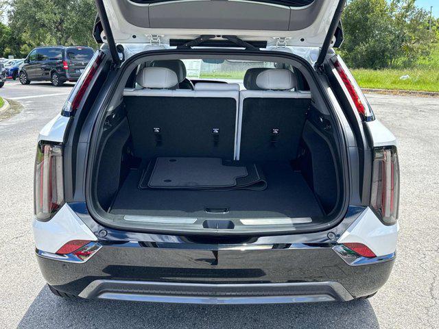 new 2025 Cadillac OPTIQ car, priced at $56,215