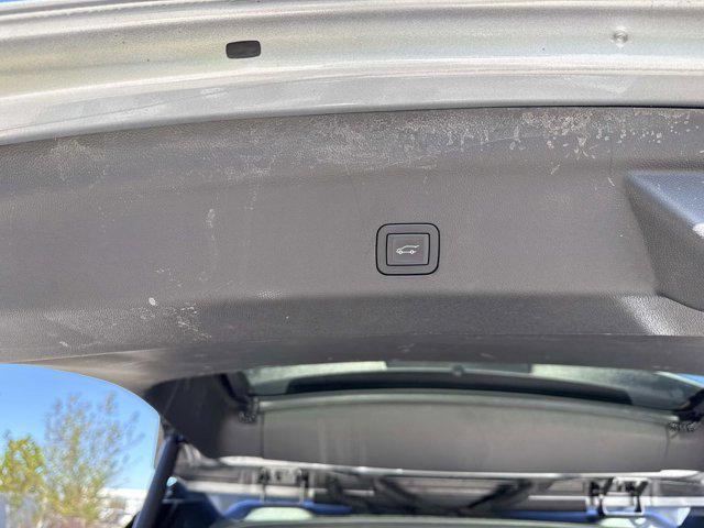 used 2025 GMC Yukon car, priced at $71,900