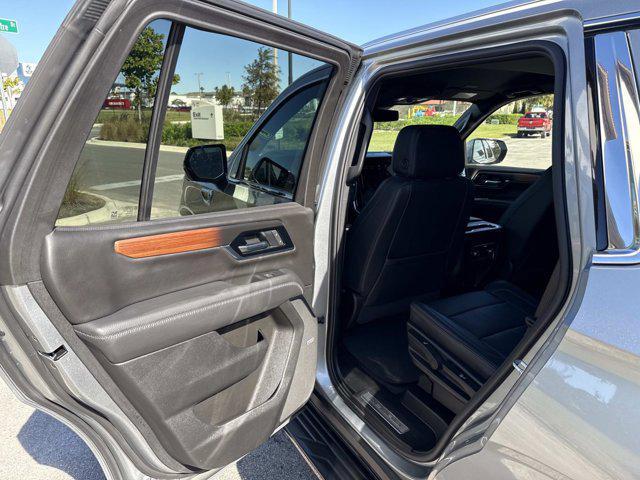 used 2025 GMC Yukon car, priced at $71,900