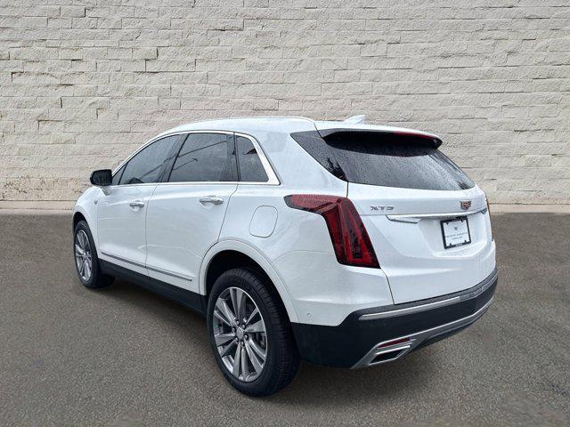 new 2025 Cadillac XT5 car, priced at $54,134