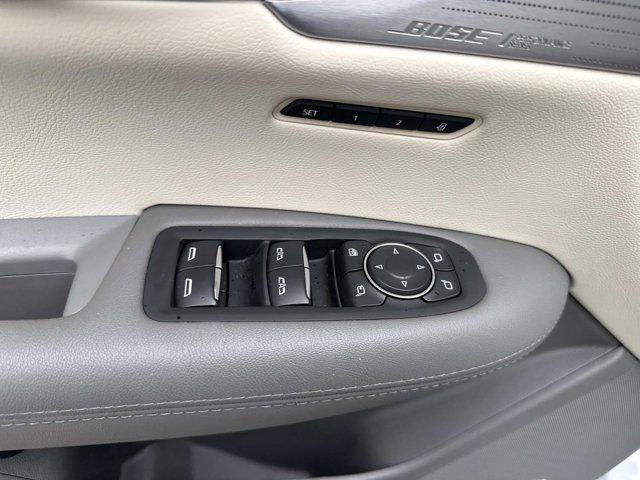 new 2025 Cadillac XT5 car, priced at $54,134