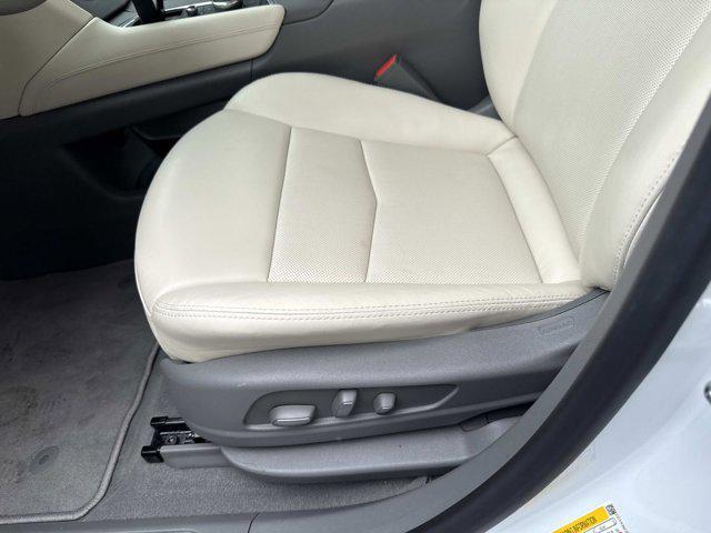 new 2025 Cadillac XT5 car, priced at $54,134