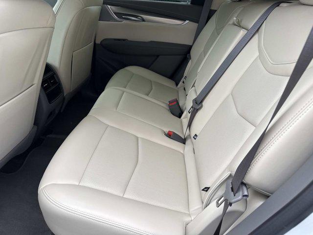 new 2025 Cadillac XT5 car, priced at $54,134