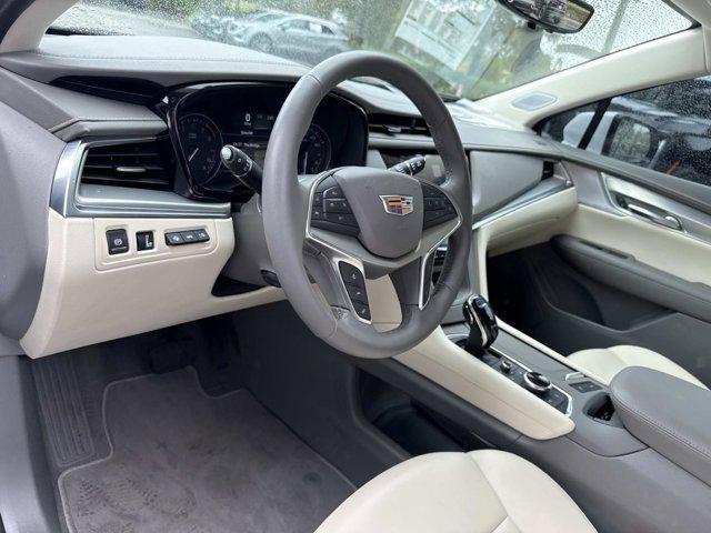 new 2025 Cadillac XT5 car, priced at $54,134