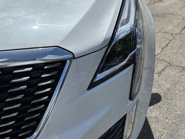new 2025 Cadillac XT5 car, priced at $53,315