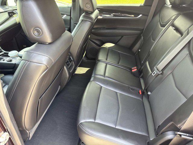 used 2021 Cadillac XT5 car, priced at $28,500
