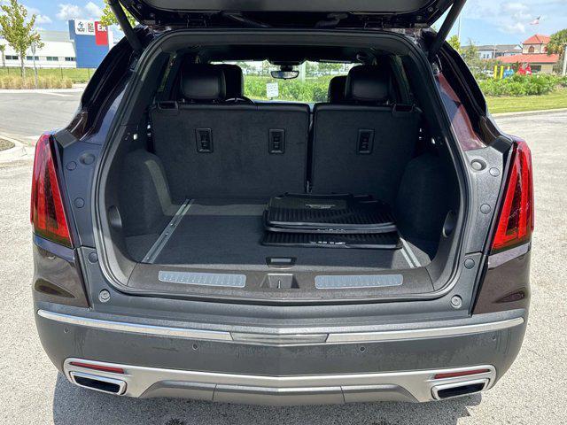 used 2021 Cadillac XT5 car, priced at $28,500