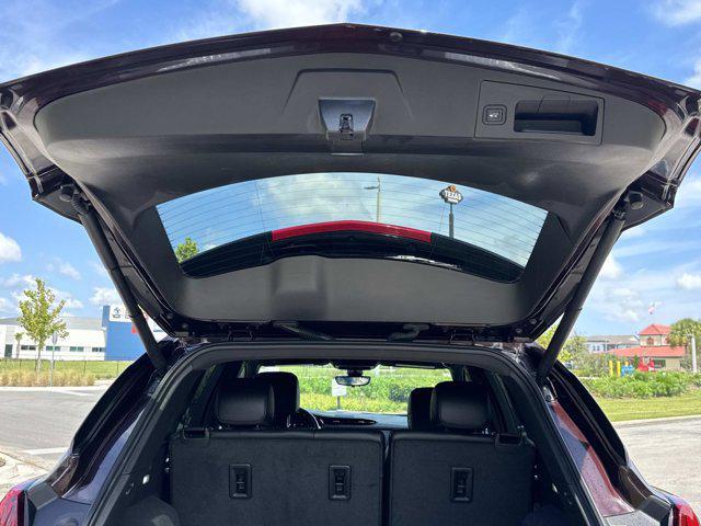 used 2021 Cadillac XT5 car, priced at $28,500