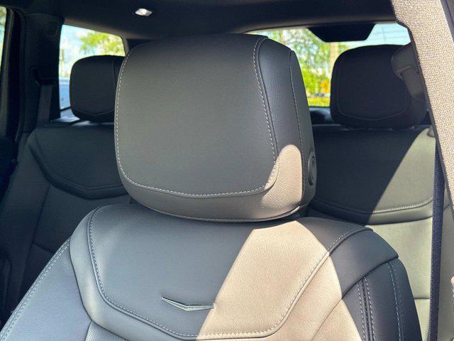 used 2025 Cadillac XT6 car, priced at $51,500