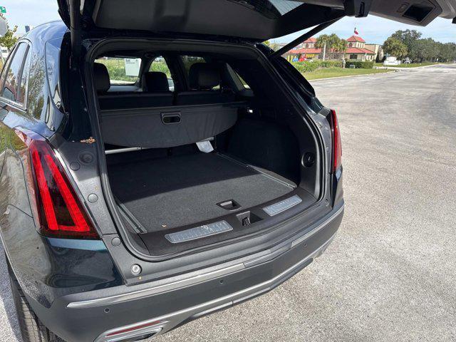 new 2025 Cadillac XT5 car, priced at $57,500