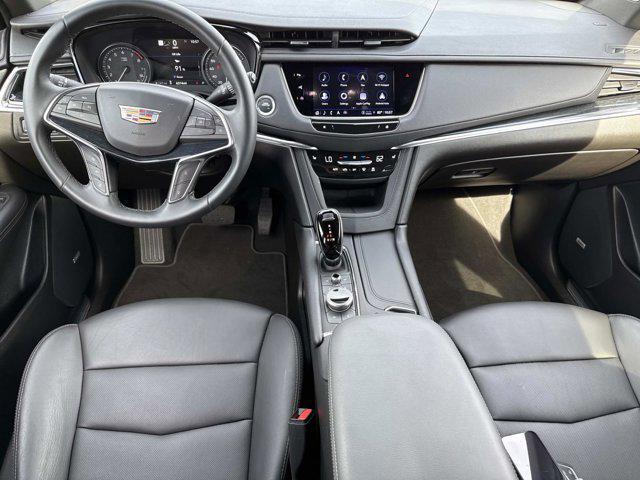 new 2025 Cadillac XT5 car, priced at $57,500