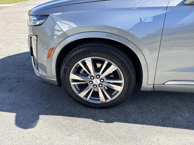 used 2025 Cadillac XT6 car, priced at $42,900