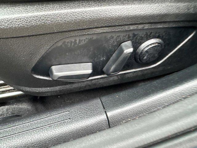 used 2023 Kia K5 car