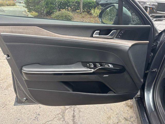 used 2023 Kia K5 car