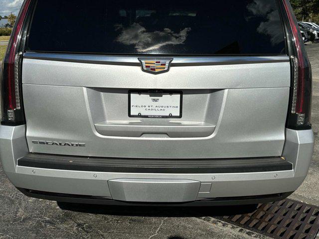 used 2017 Cadillac Escalade car, priced at $31,881