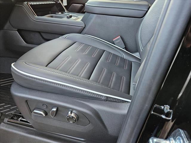 new 2025 GMC Sierra 2500 car, priced at $102,999