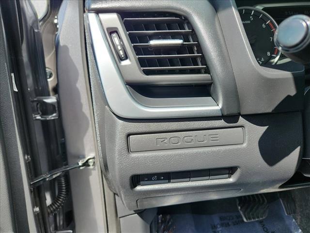 used 2022 Nissan Rogue car, priced at $23,999