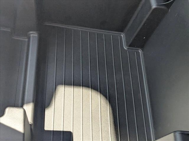 new 2025 GMC Yukon XL car, priced at $84,903