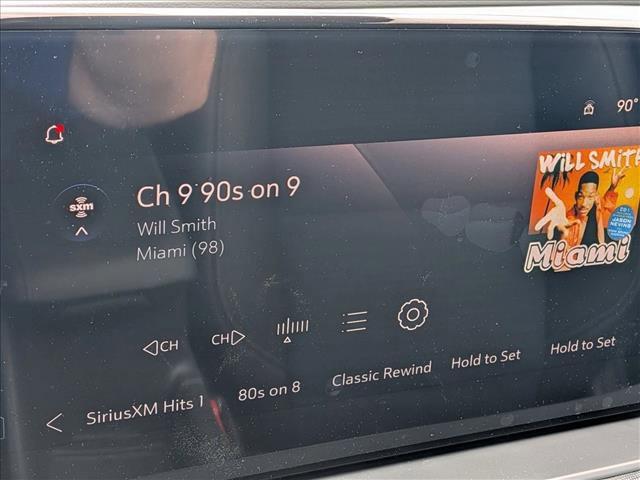 new 2025 Buick Envista car, priced at $25,749