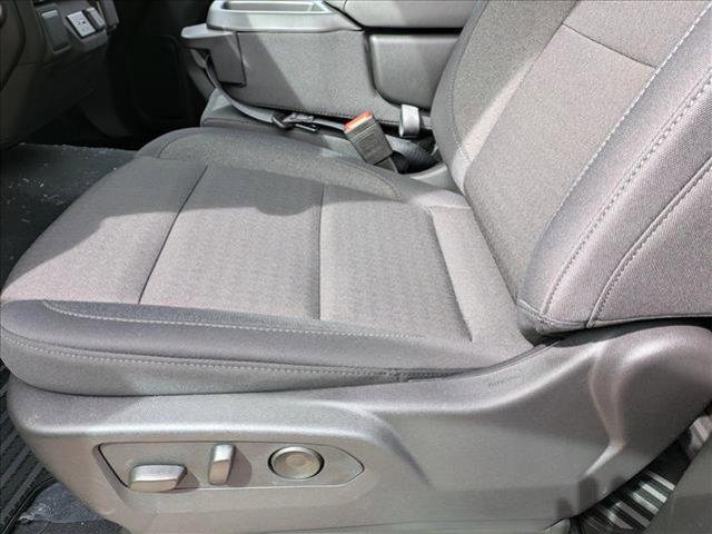 new 2025 GMC Sierra 1500 car, priced at $43,999