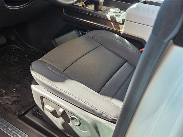 new 2025 GMC HUMMER EV Pickup car, priced at $103,999