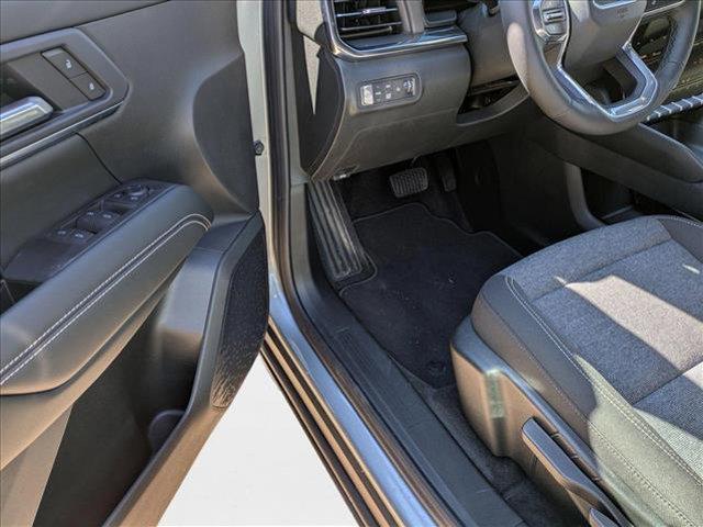 new 2025 GMC Terrain car, priced at $33,499
