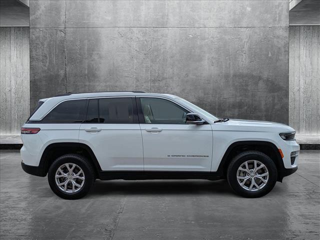 used 2022 Jeep Grand Cherokee car, priced at $34,499