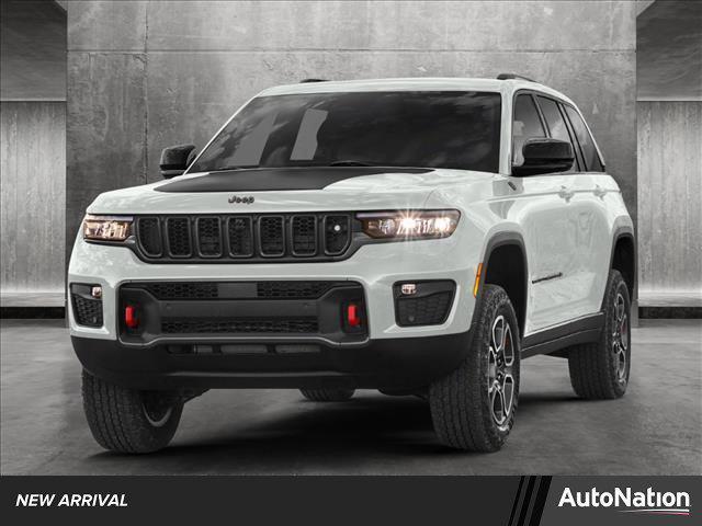 used 2022 Jeep Grand Cherokee car, priced at $34,998