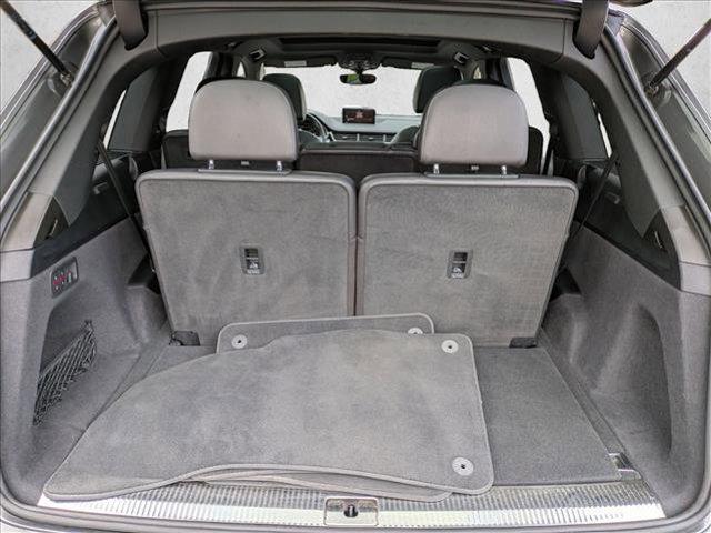 used 2018 Audi Q7 car, priced at $20,000