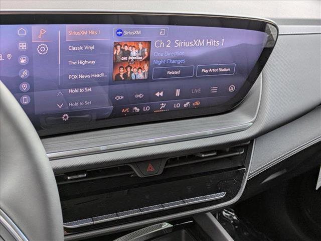 new 2025 Buick Envision car, priced at $36,298