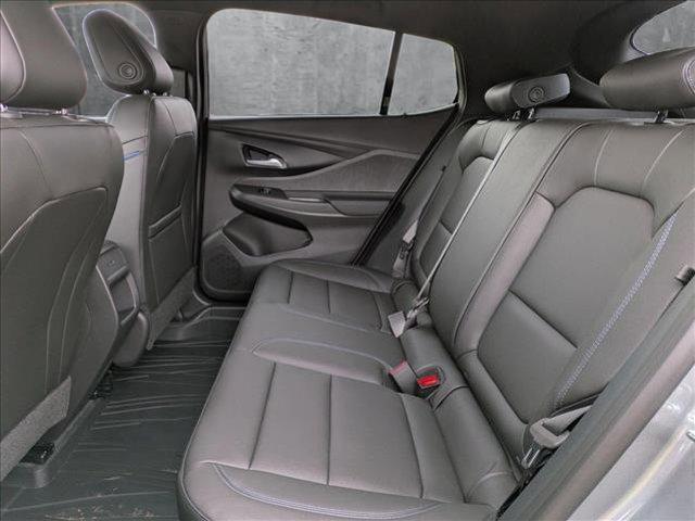 new 2025 Buick Envista car, priced at $27,871