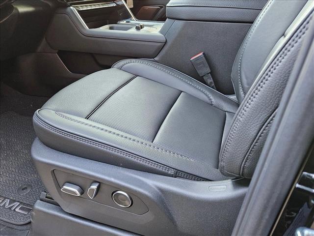 new 2025 GMC Sierra 2500 car, priced at $89,999