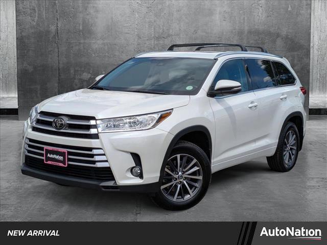 used 2018 Toyota Highlander car, priced at $31,699