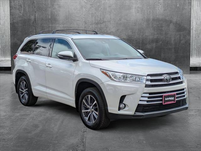 used 2018 Toyota Highlander car, priced at $31,699