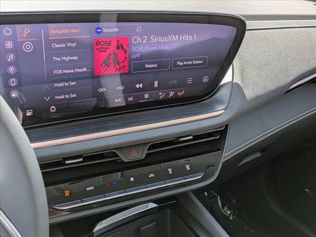 new 2025 Buick Envision car, priced at $39,562