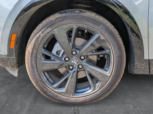 new 2025 Buick Envision car, priced at $39,562