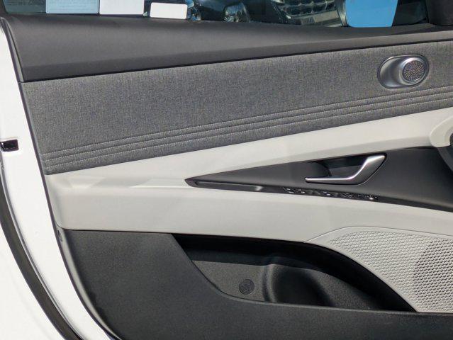new 2025 Hyundai Elantra car, priced at $28,600