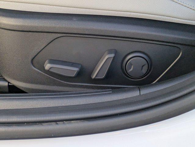 new 2025 Hyundai Elantra car, priced at $28,600