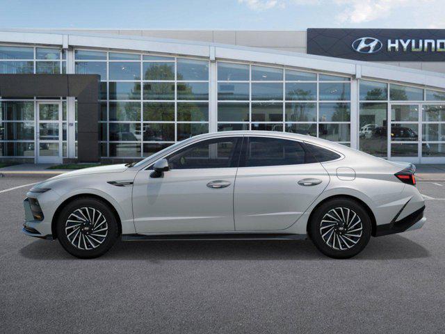 new 2025 Hyundai Sonata Hybrid car, priced at $32,895